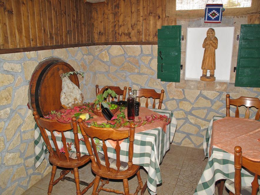 Отель Agrotourism Galic Krka Drinovci Экстерьер фото