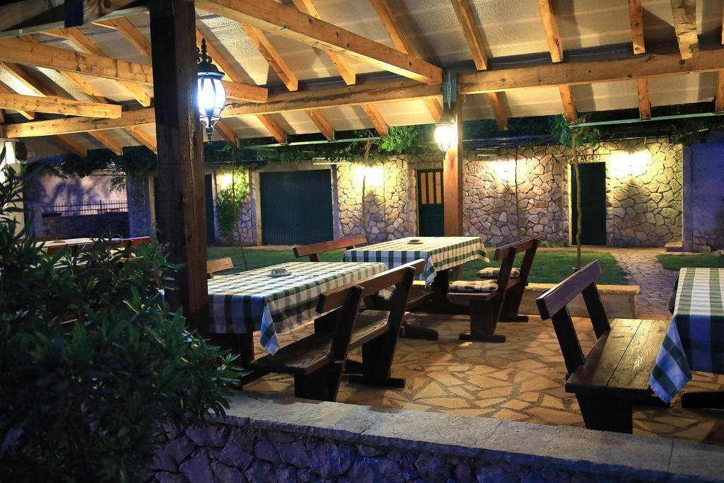 Отель Agrotourism Galic Krka Drinovci Экстерьер фото