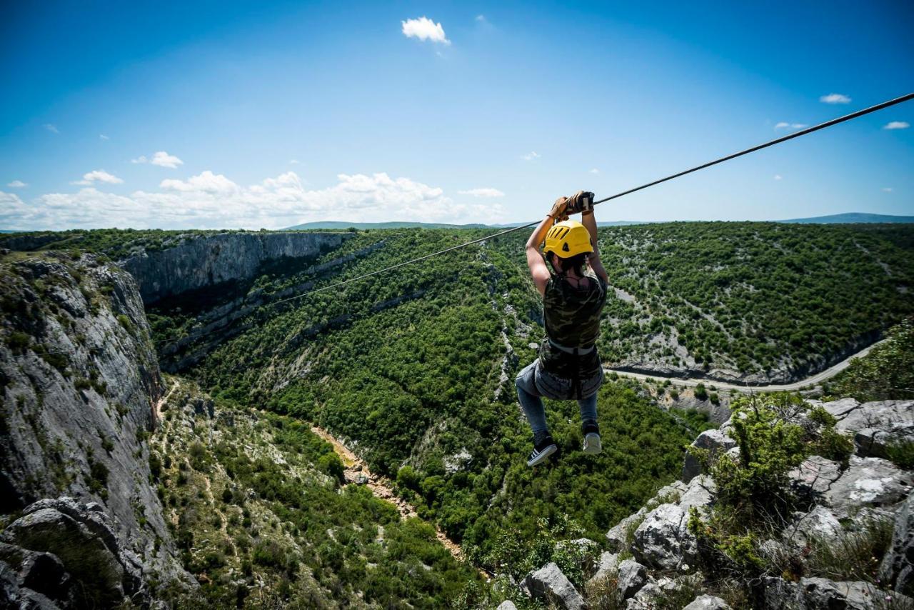 Отель Agrotourism Galic Krka Drinovci Экстерьер фото