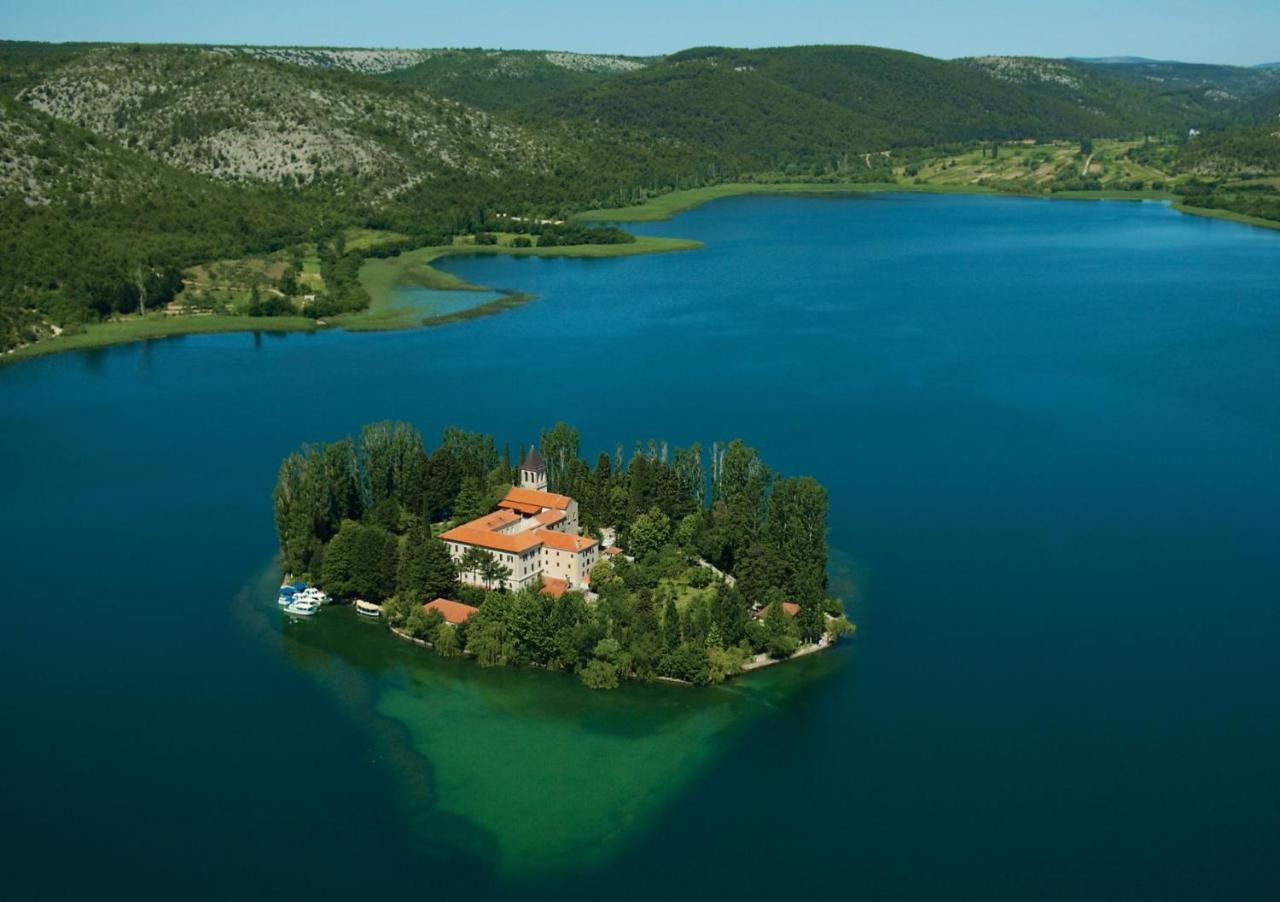 Отель Agrotourism Galic Krka Drinovci Экстерьер фото
